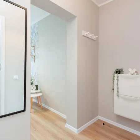 Apartly - Typu Golisza